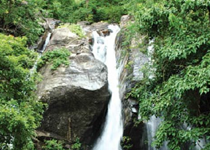 Jalgamparai Falls